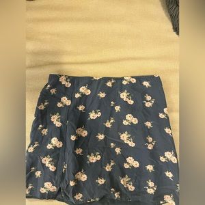 Women's American Eagle Floral Skirt